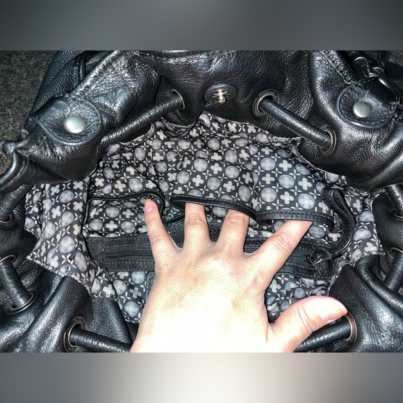 Lockheart Black Leather Purse Bag Satchel Rocker Metal Hardware Zippers Pockets - Picture 14 of 16